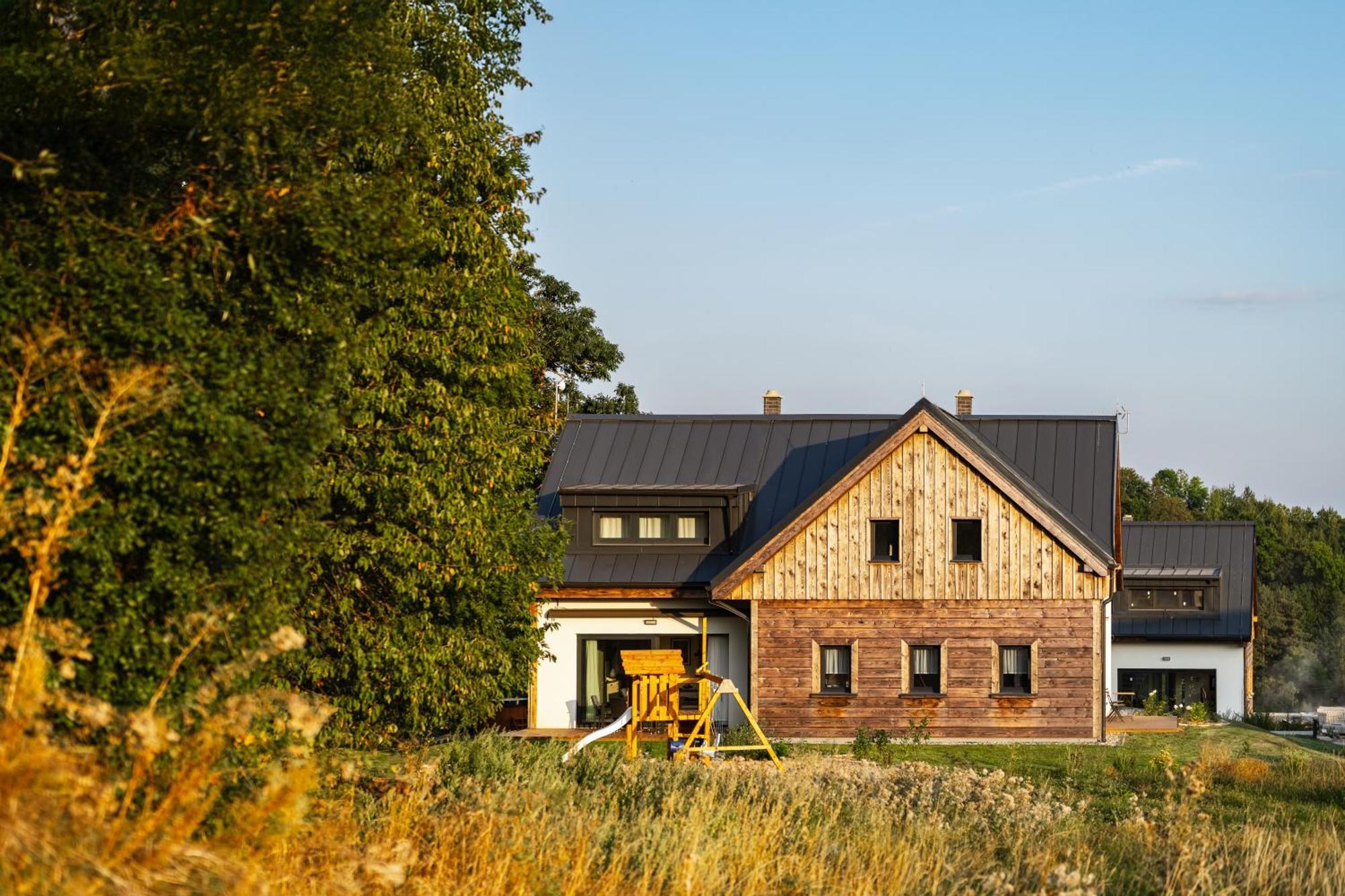 Roubenka "Tam Kde Lisky Davaji Dobrou Noc" Villa Černý Dŭl Buitenkant foto